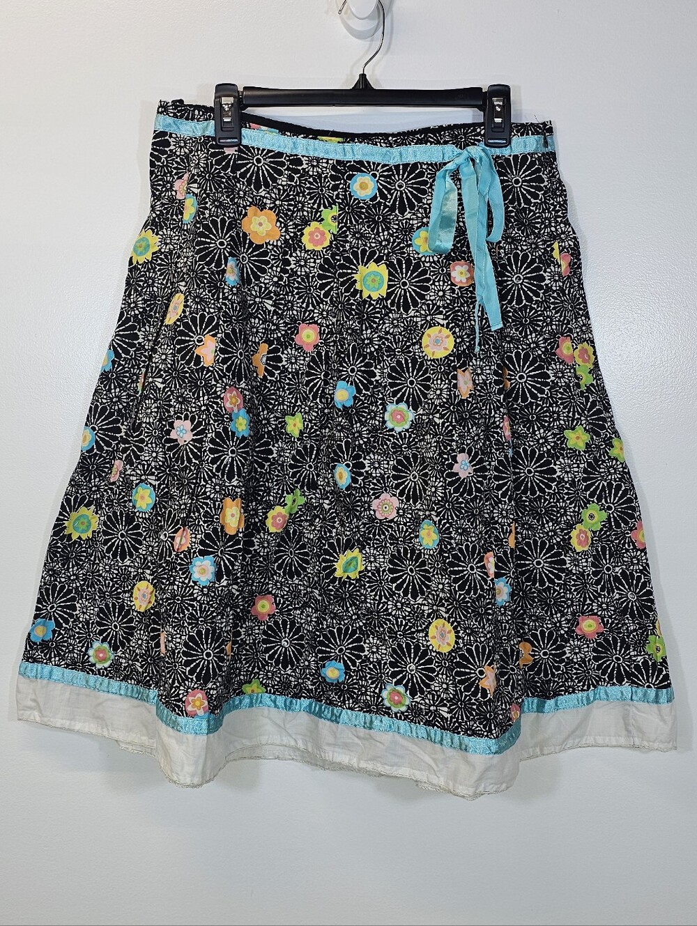 Willi Smith Vintage Y2K Black Floral A-Line Skirt with Turquoise Trim